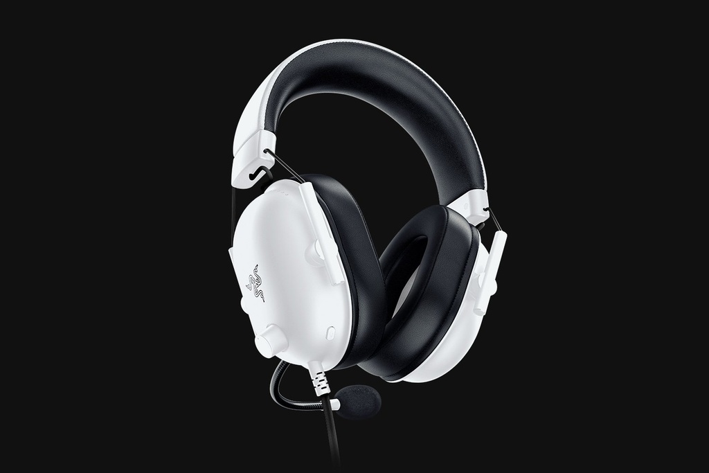 Auricular Razer BlackShark V2 X-Wired - Audífono alámbrico gamer, sonido envolvente 7.1, micrófono hyperclear cardioid, 3.5mm, PC, Xbox, PS4, Nintendo Switch, Color Blanco. RZ04-03240700-R3U1