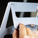 Abanico para Laptop Klip Xtreme Podium - Soporte para portátil, hasta 15.6", material aluminio, color plateado.