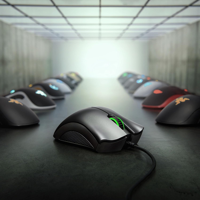 Mouse Razer Deathadder Esssential - Ratón óptico alámbrico para gamer, rgb chroma, 5 botones programables, 6400 dpi, usb, color negro. RZ01-03850100-R3U1 