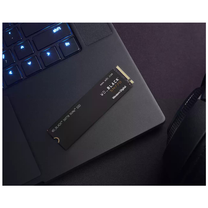 Unidad de Estado Sólido (SSD) Western Digital Black SN770 - NVMe M.2 con capacidad de 1TB, 51500MB/s de lectura, 4900MB/s de escritura, NVMe PCIe Gen4 8 Gb/s, M.2 2280.