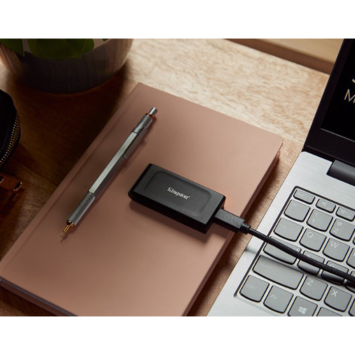 SSD Externo Kingston SXS1000, 2TB, USB 3.2 Gen 2, Lectura 1050 MB/s, Escritura 1000MB/s, Negro SXS1000/2000G