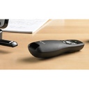 Logitech Wireless Presenter R400 - Presentador inalámbrico con puntero láser, alcance 15m, receptor usb. 910-001354
