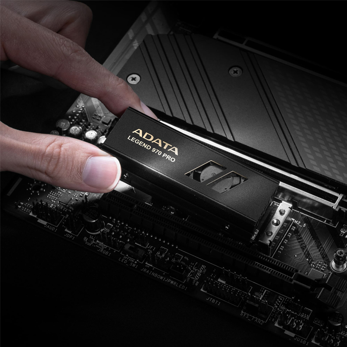 Unidad de Estado Solido(SSD) A-Data Legend 970 - Capacidad de 4TB, 3D NAND, 14000MB/s de lectura, 11000MB/s de escritura, PCIe Gen5x4, M.2 2280. SLEG-970P-4TCI